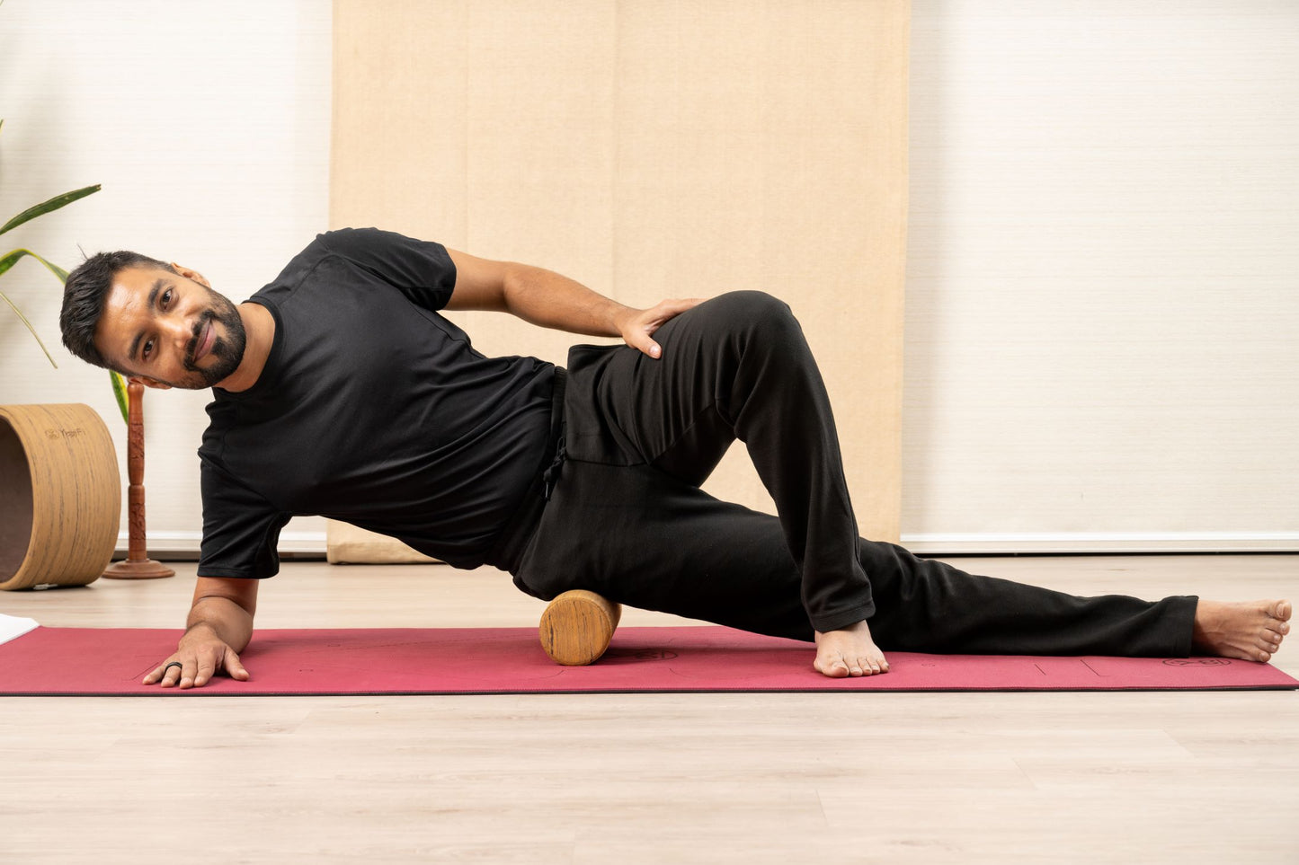 Foam Knee Roller –Medium